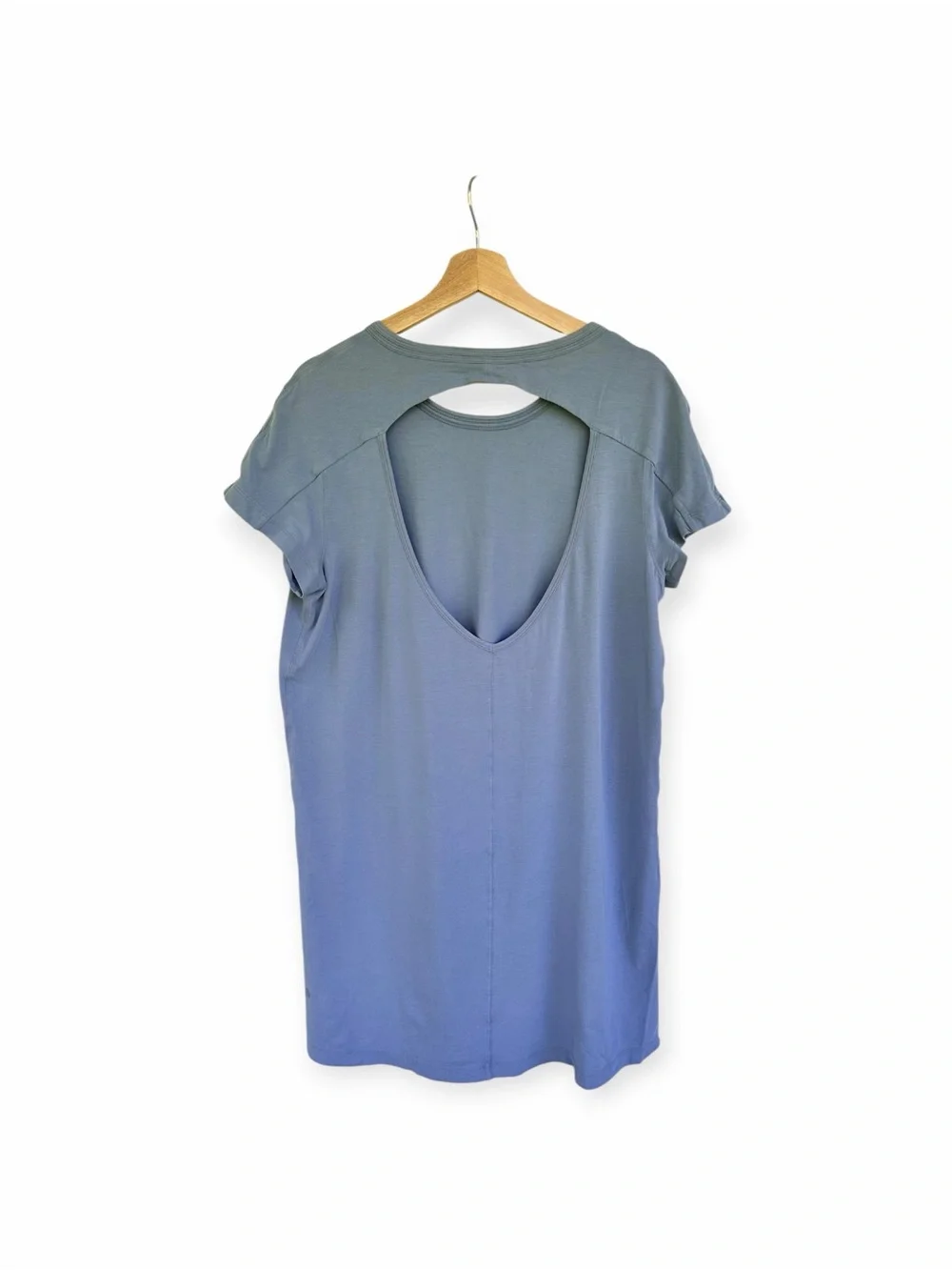 Lululemon Daytripper T-Shirt Dress in Light Blue Twist Back size 10